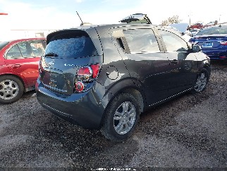 2016 Chevrolet Sonic, VIN 1G1JC6SH5G4112905. Фото 4 з 6 з аукціону IAAI. Каталог авто зі США OpenDataCar.