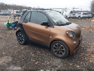 2017 Smart Fortwo, VIN WMEFK5DA9HK152980. Фото 1 з 6 з аукціону IAAI. Каталог авто зі США OpenDataCar.