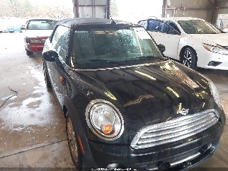 2013 Mini Convertible, VIN WMWZN3C52DT265876. Фото 1 з 6 з аукціону IAAI. Каталог авто зі США OpenDataCar.