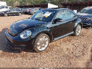 2012 Volkswagen Beetle, VIN 3VWHP7AT9CM636849. Photo 2 of 6 from IAAI auction. OpenDataCar US salvage catalog.
