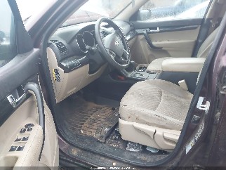 2012 Kia Sorento, VIN 5XYKT3A11CG231044. Фото 5 з 6 з аукціону IAAI. Каталог авто зі США OpenDataCar.