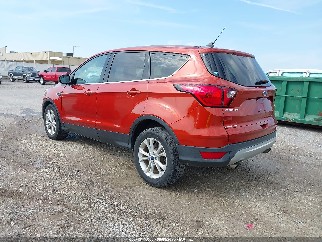 2019 Ford Escape, VIN 1FMCU0GDXKUB52644. Zdjęcie 3 z 6 z aukcji IAAI. Katalog aut z USA OpenDataCar.