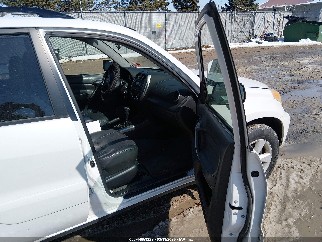 2005 Toyota RAV4, VIN JTEGD20V850082055. Zdjęcie 5 z 6 z aukcji IAAI. Katalog aut z USA OpenDataCar.