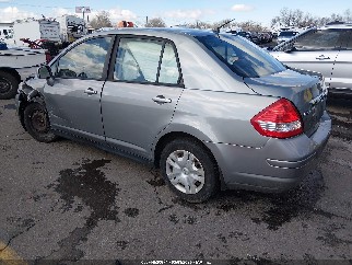 2010 Nissan Versa, VIN 3N1BC1AP7AL365445. Фото 3 з 6 з аукціону IAAI. Каталог авто зі США OpenDataCar.