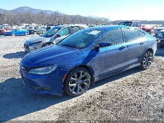 2015 Chrysler 200, VIN 1C3CCCBG6FN527430. Фото 2 з 6 з аукціону IAAI. Каталог авто зі США OpenDataCar.