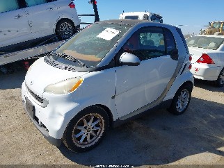 2008 Smart Fortwo, VIN WMEEJ31X18K137076. Фото 2 з 6 з аукціону IAAI. Каталог авто зі США OpenDataCar.
