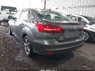 2018 Ford Focus, VIN 1FADP3FE5JL221018. Фото 3 з 6 з аукціону IAAI. Каталог авто зі США OpenDataCar.