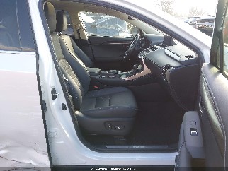 2020 Lexus NX 300, VIN JTJDARBZ0L5003922. Фото 5 з 6 з аукціону IAAI. Каталог авто зі США OpenDataCar.