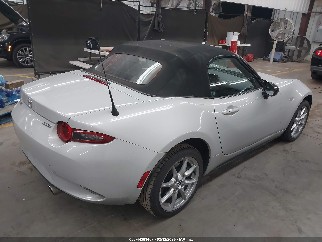 2016 Mazda MX-5 Miata, VIN JM1NDAB79G0110372. Фото 4 из 6 с аукциона IAAI. Каталог авто из США OpenDataCar.