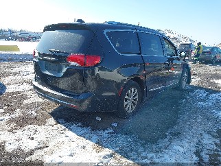 2019 Chrysler Pacifica, VIN 2C4RC1BG8KR721402. Фото 4 з 6 з аукціону IAAI. Каталог авто зі США OpenDataCar.