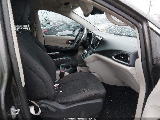 2019 Chrysler Pacifica, VIN 2C4RC1FG6KR644846. Фото 5 з 6 з аукціону IAAI. Каталог авто зі США OpenDataCar.