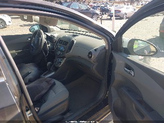 2015 Chevrolet Sonic, VIN 1G1JC6SH5F4124521. Фото 5 з 6 з аукціону IAAI. Каталог авто зі США OpenDataCar.