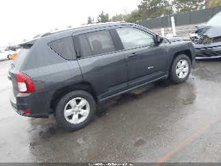 2015 Jeep Compass, VIN 1C4NJCBA7FD262853. Фото 4 з 6 з аукціону IAAI. Каталог авто зі США OpenDataCar.