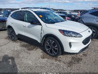 2022 Ford Escape, VIN 1FMCU0G67NUB95585. Фото 1 з 6 з аукціону IAAI. Каталог авто зі США OpenDataCar.