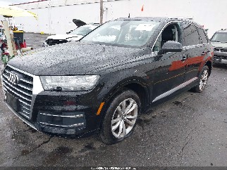 2019 Audi Q7, VIN WA1LAAF78KD043222. Фото 2 з 6 з аукціону IAAI. Каталог авто зі США OpenDataCar.