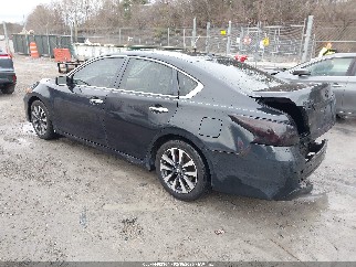 2017 Nissan Altima, VIN 1N4AL3AP2HC137465. Photo 3 of 6 from IAAI auction. OpenDataCar US salvage catalog.