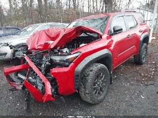 2025 Toyota 4Runner, VIN JTEVA5BR3S5035421. Фото 2 з 6 з аукціону IAAI. Каталог авто зі США OpenDataCar.