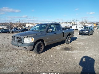 2008 Dodge Ram 1500, VIN 1D7HA18K58J141797. Фото 2 з 6 з аукціону IAAI. Каталог авто зі США OpenDataCar.