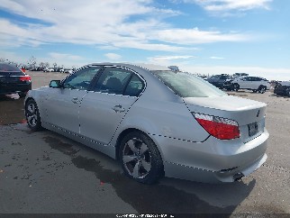 2007 Bmw 5 Series, VIN WBANE53527CW66701. Фото 3 з 6 з аукціону IAAI. Каталог авто зі США OpenDataCar.