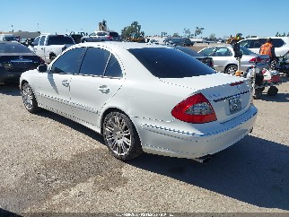 2008 Mercedes-benz E-Class, VIN WDBUF56X18B257183. Фото 3 з 6 з аукціону IAAI. Каталог авто зі США OpenDataCar.