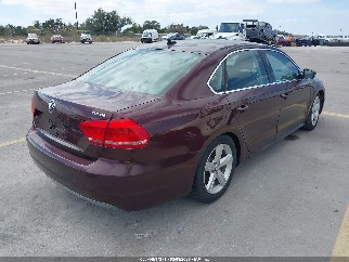 2013 Volkswagen Passat, VIN 1VWBN7A32DC114076. Фото 4 з 6 з аукціону IAAI. Каталог авто зі США OpenDataCar.