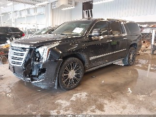 2018 Cadillac Escalade ESV, VIN 1GYS4KKJ5JR207697. Фото 2 з 6 з аукціону IAAI. Каталог авто зі США OpenDataCar.