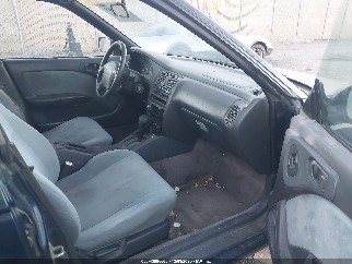 1996 Subaru Legacy, VIN 4S3BD4357T7203832. Zdjęcie 5 z 6 z aukcji IAAI. Katalog aut z USA OpenDataCar.