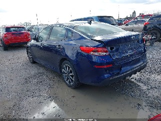 2019 Kia Optima, VIN 5XXGT4L36KG304728. Фото 3 з 6 з аукціону IAAI. Каталог авто зі США OpenDataCar.