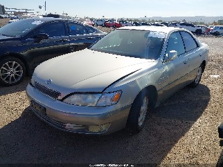 1999 Lexus ES 300, VIN JT8BF28G2X5057235. Фото 2 из 6 с аукциона IAAI. Каталог авто из США OpenDataCar.