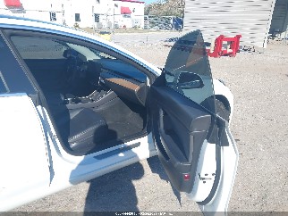 2020 Tesla Model 3, VIN 5YJ3E1EA3LF706911. Фото 5 з 6 з аукціону IAAI. Каталог авто зі США OpenDataCar.