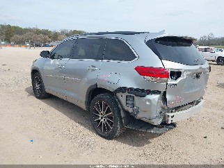 2017 Toyota Highlander, VIN 5TDJZRFH8HS461581. Фото 3 з 6 з аукціону IAAI. Каталог авто зі США OpenDataCar.