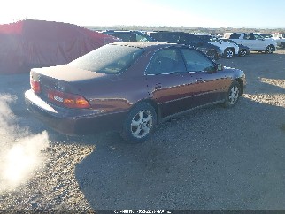 1998 Lexus ES 300, VIN JT8BF28G3W0109628. Фото 4 из 6 с аукциона IAAI. Каталог авто из США OpenDataCar.