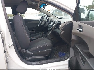 2017 Chevrolet Sonic, VIN 1G1JD5SH3H4125175. Фото 5 з 6 з аукціону IAAI. Каталог авто зі США OpenDataCar.