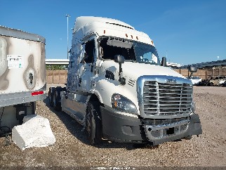 2019 Freightliner Cascadia 113, VIN 1FUJGHDV0KLKF2776. Фото 1 з 6 з аукціону IAAI. Каталог авто зі США OpenDataCar.