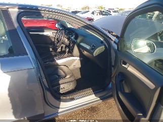 2010 Audi A4, VIN WAUBFAFL4AN038654. Zdjęcie 5 z 6 z aukcji IAAI. Katalog aut z USA OpenDataCar.