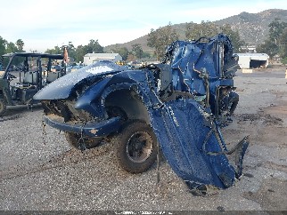 2002 Chevrolet Blazer, VIN 1GNCS13W72K212633. Фото 2 из 6 с аукциона IAAI. Каталог авто из США OpenDataCar.