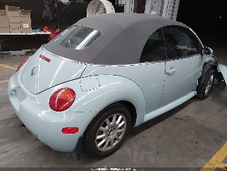 2004 Volkswagen Beetle, VIN 3VWCM31Y94M345180. Фото 4 з 6 з аукціону IAAI. Каталог авто зі США OpenDataCar.