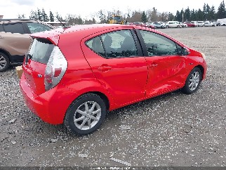 2012 Toyota Prius C, VIN JTDKDTB38C1031162. Фото 4 з 6 з аукціону IAAI. Каталог авто зі США OpenDataCar.