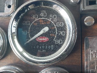 1997 Peterbilt 379, VIN 1XP5D68X9VD415525. Photo 5 of 6 from IAAI auction. OpenDataCar US salvage catalog.