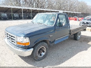 1992 Ford F-150 Lightning, VIN 1FTDF15N5NLA43233. Zdjęcie 2 z 6 z aukcji IAAI. Katalog aut z USA OpenDataCar.