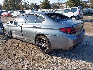 2022 Bmw 5 Series, VIN WBA73BJ0XNWX54590. Фото 3 з 6 з аукціону IAAI. Каталог авто зі США OpenDataCar.