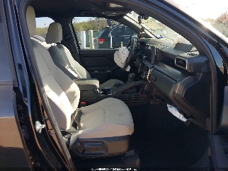 2025 Toyota 4Runner, VIN JTEVA5BR2S5008873. Фото 5 з 6 з аукціону IAAI. Каталог авто зі США OpenDataCar.