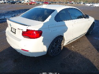 2019 Bmw M240i xDrive, VIN WBA2J7C55KVD61266. Фото 4 из 6 с аукциона IAAI. Каталог авто из США OpenDataCar.