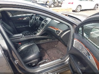 2017 Lincoln MKZ, VIN 3LN6L5E95HR609808. Фото 5 з 6 з аукціону IAAI. Каталог авто зі США OpenDataCar.