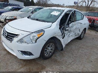 2019 Nissan Versa, VIN 3N1CN7AP2KL842768. Фото 2 з 6 з аукціону IAAI. Каталог авто зі США OpenDataCar.