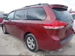 2011 Toyota Sienna, VIN 5TDKK3DC8BS149975. Фото 3 из 6 с аукциона IAAI. Каталог авто из США OpenDataCar.