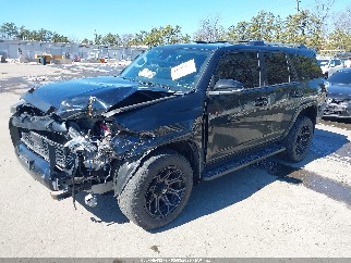 2020 Toyota 4Runner, VIN JTEBU5JR4L5766873. Фото 2 з 6 з аукціону IAAI. Каталог авто зі США OpenDataCar.