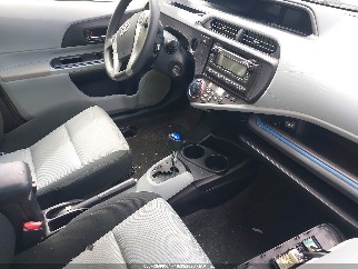 2012 Toyota Prius C, VIN JTDKDTB31C1521197. Фото 5 з 6 з аукціону IAAI. Каталог авто зі США OpenDataCar.