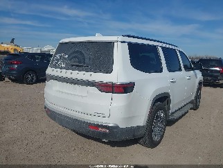 2022 Jeep Wagoneer, VIN 1C4SJUDT6NS207098. Фото 4 з 6 з аукціону IAAI. Каталог авто зі США OpenDataCar.