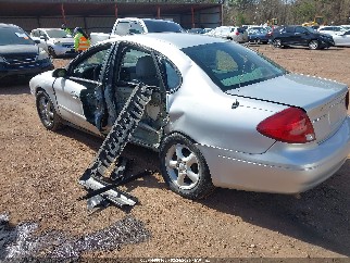 2000 Ford Taurus, VIN 1FAFP55S7YA255138. Фото 3 з 6 з аукціону IAAI. Каталог авто зі США OpenDataCar.